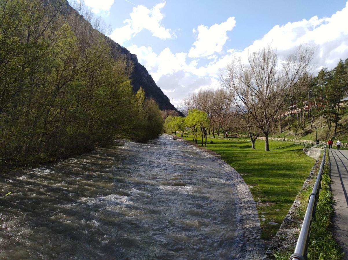 Ca De Geraldine Daire El Pont de Suert Dış mekan fotoğraf